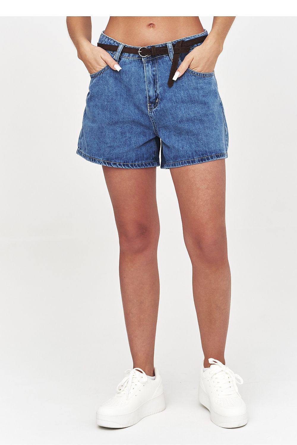 Denim shorts model 228292 Makadamia