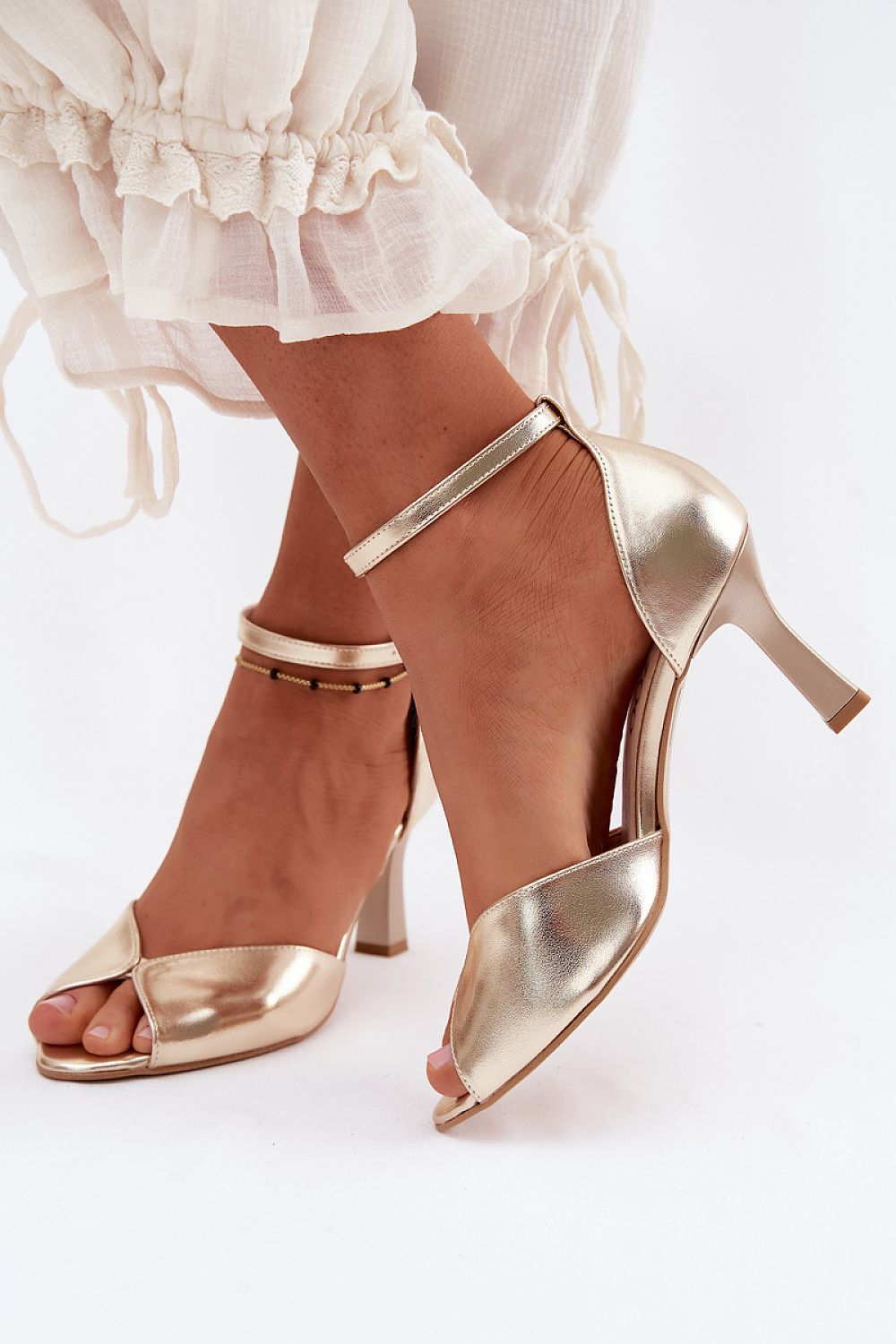 Heel sandals model 229703 Step in style