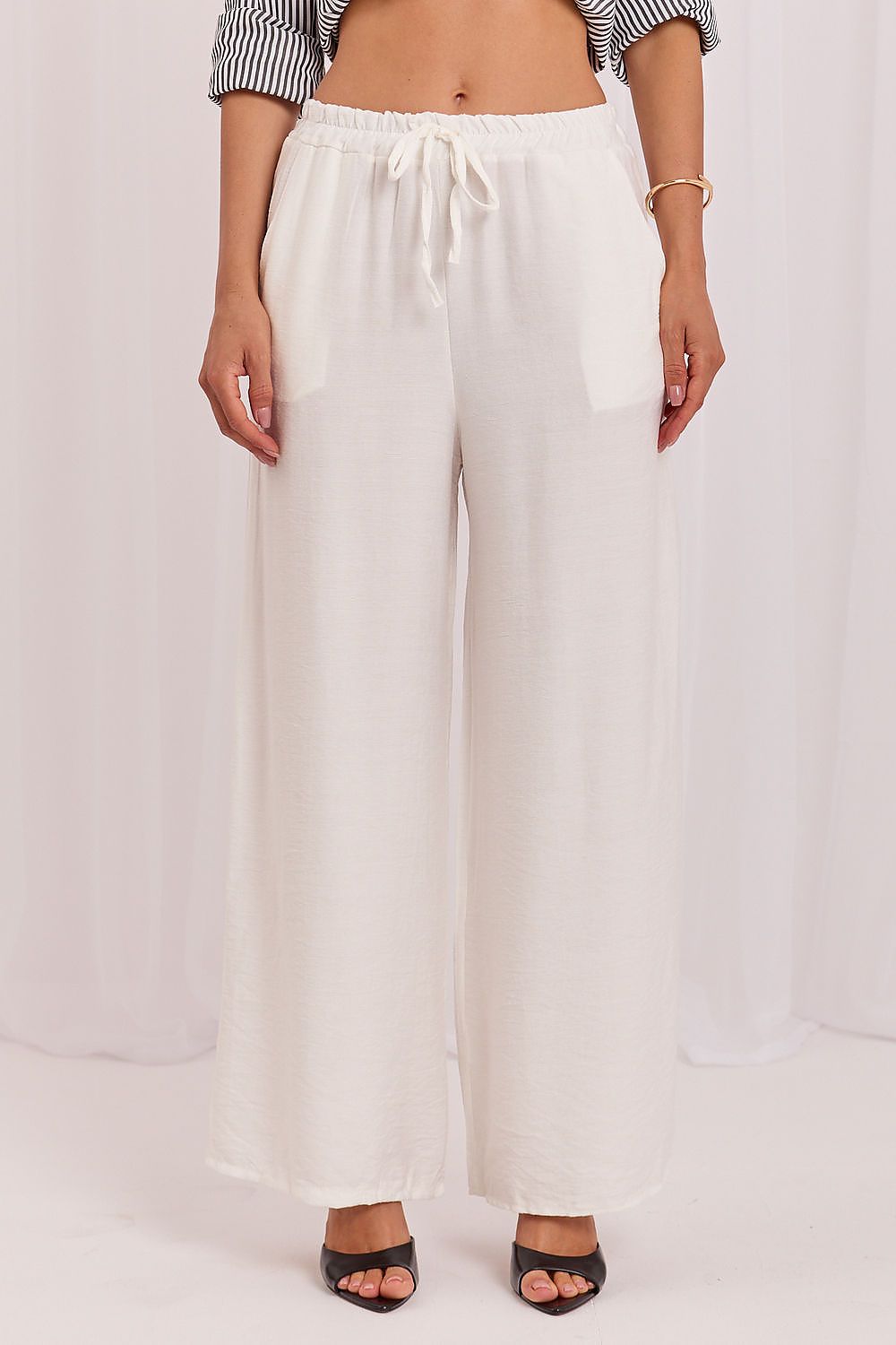 Women trousers model 229808 Italy Moda