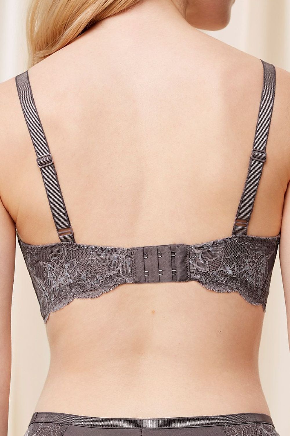Padded bra model 230248 Triumph