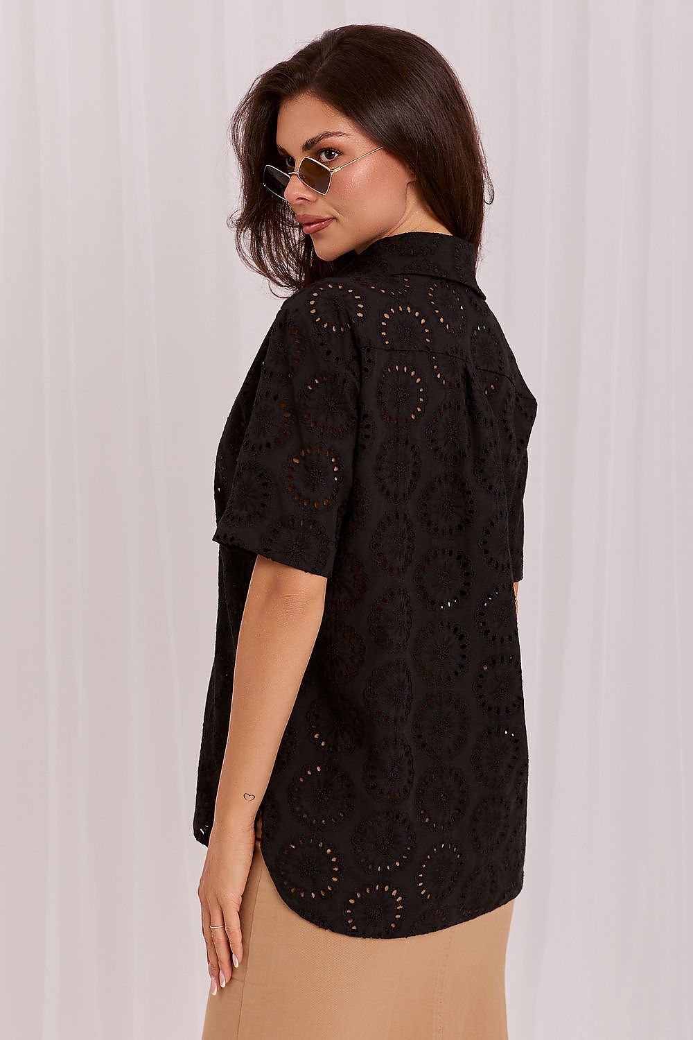 Short sleeve shirt model 230426 Lakerta