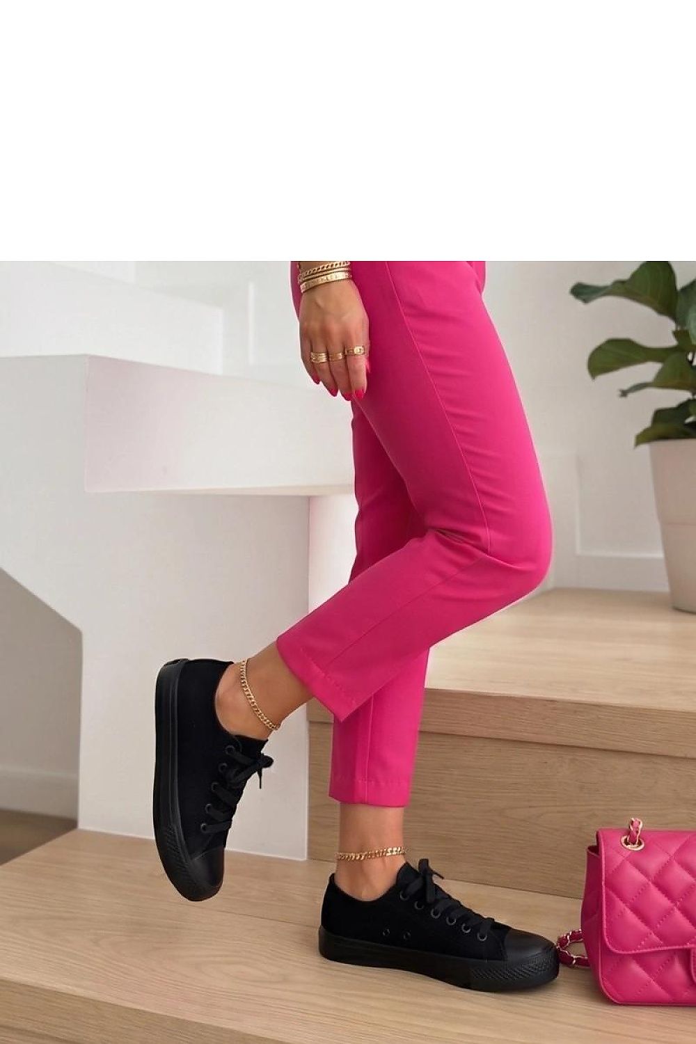 Sneakers model 230475 Solea