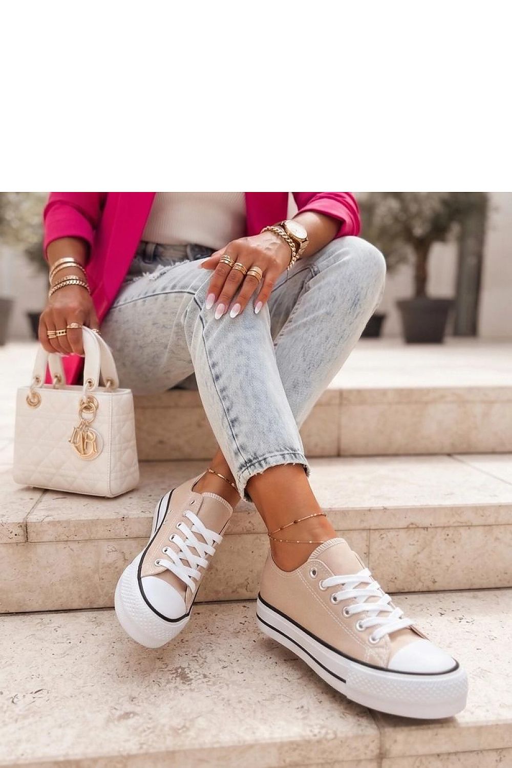 Sneakers model 230520 Solea
