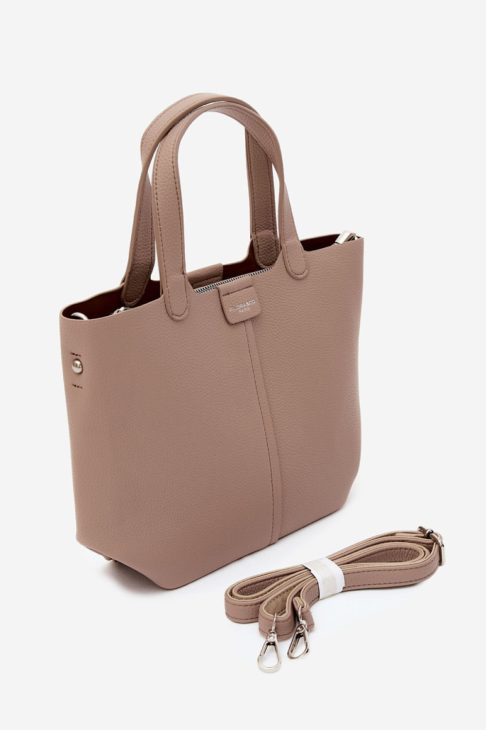 Everyday handbag model 230539 Step in style