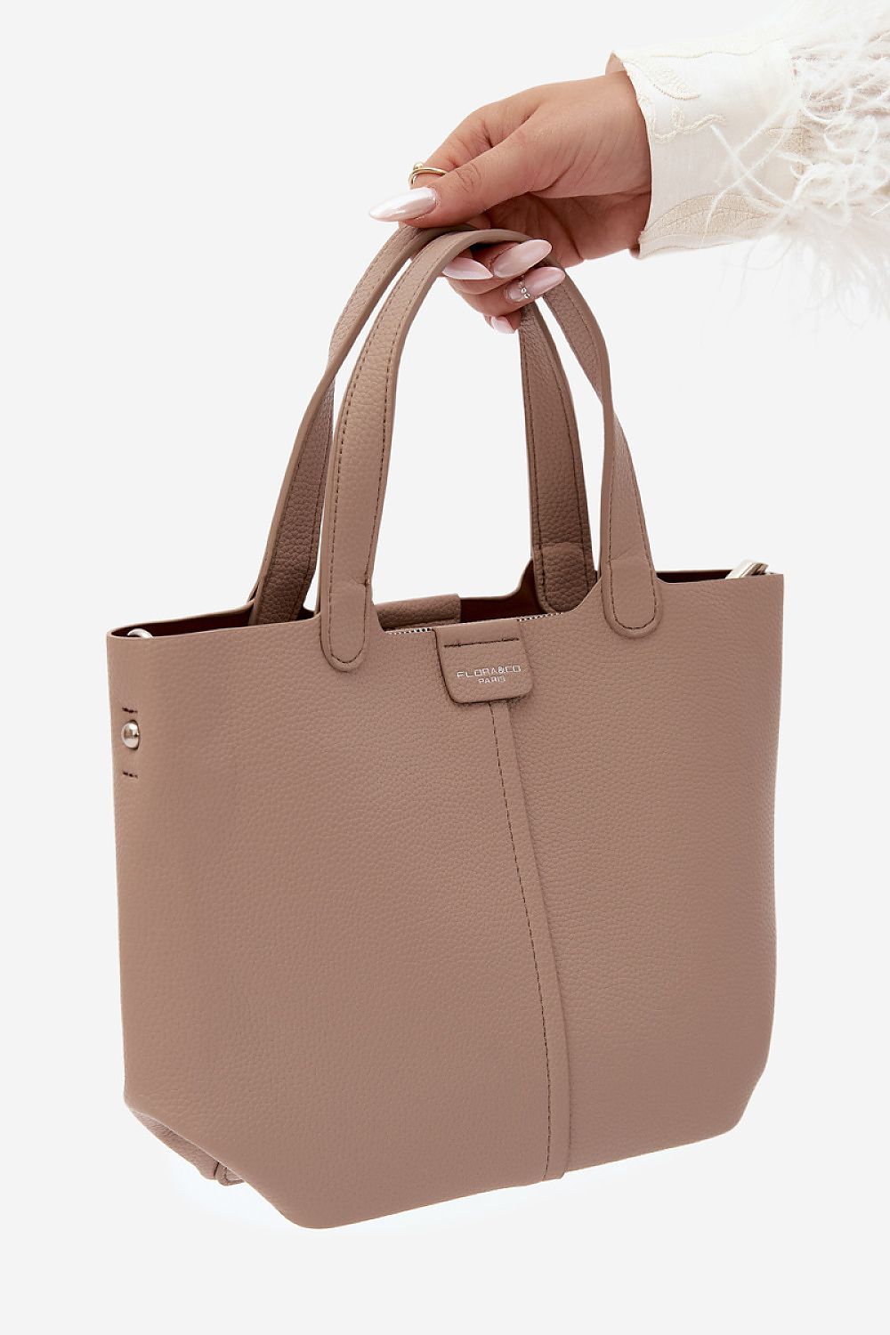 Everyday handbag model 230539 Step in style