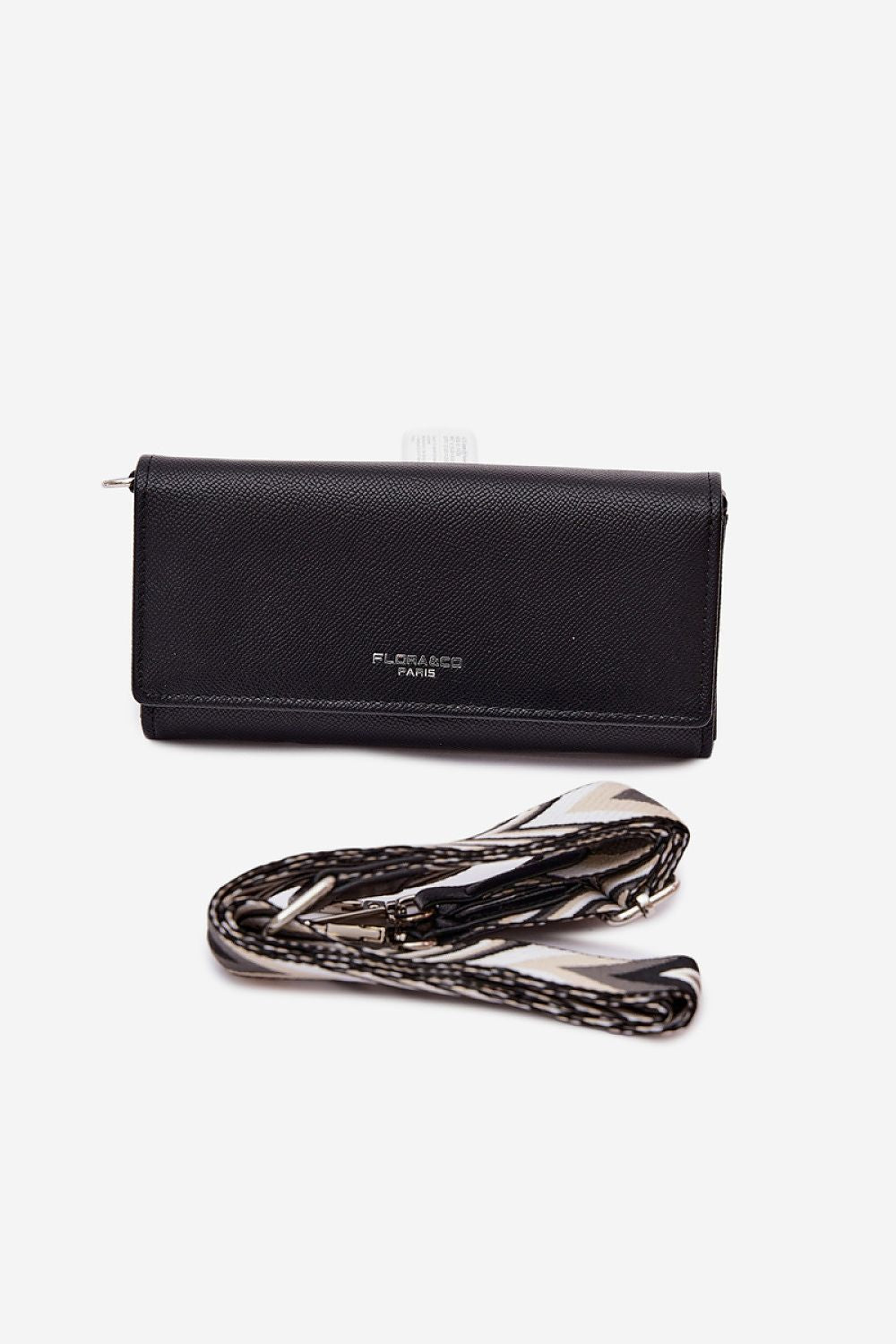 Everyday handbag model 230549 Step in style