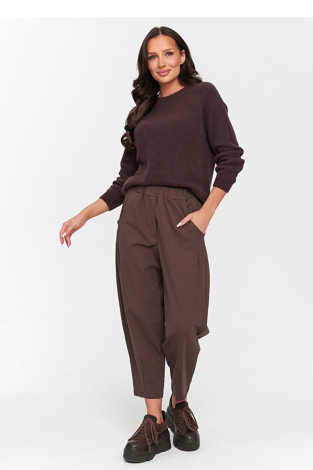 Women trousers model 230860 Makadamia