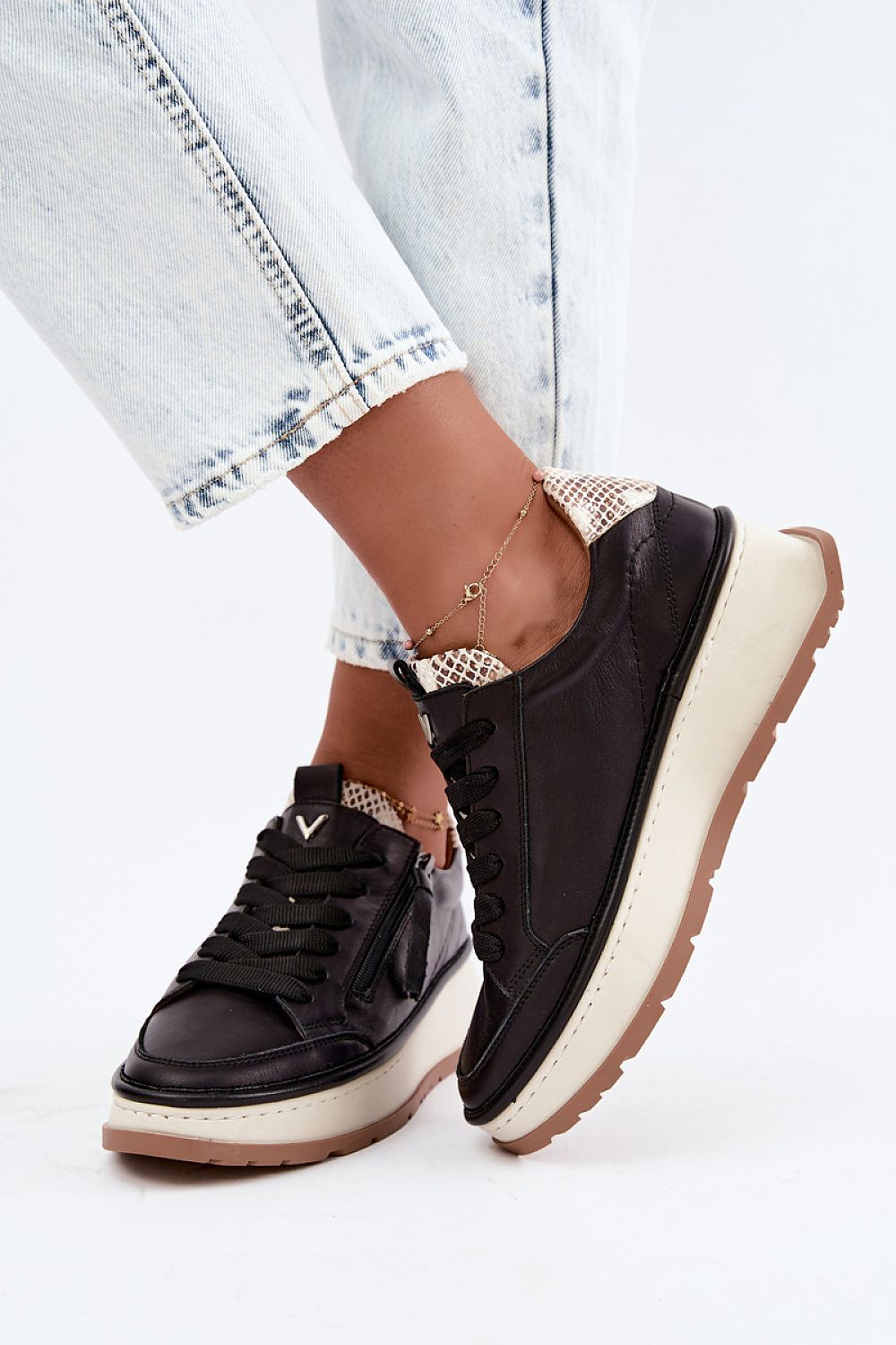 Platform shoes model 231170 Step in style