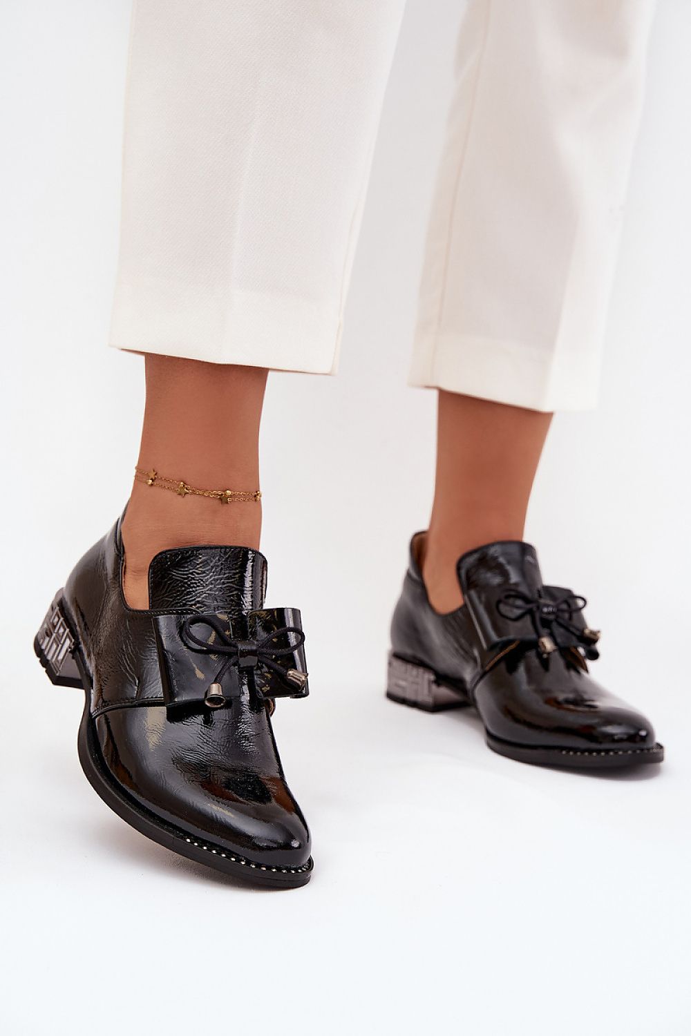 Heeled low shoes model 231177 Step in style