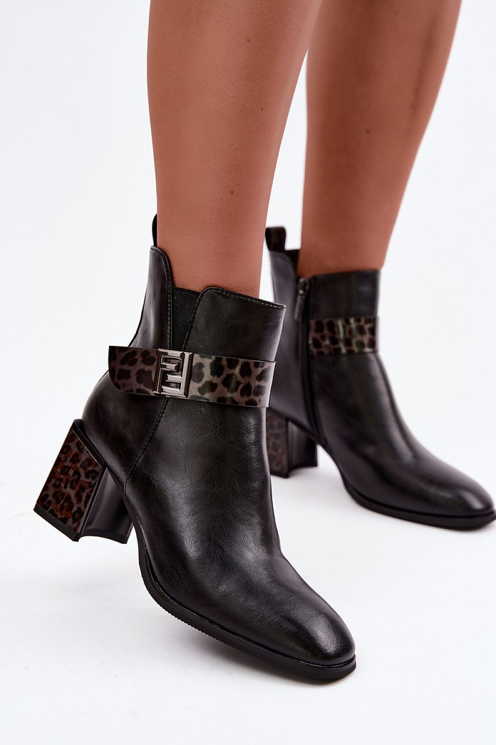 Heel boots model 231187 Step in style