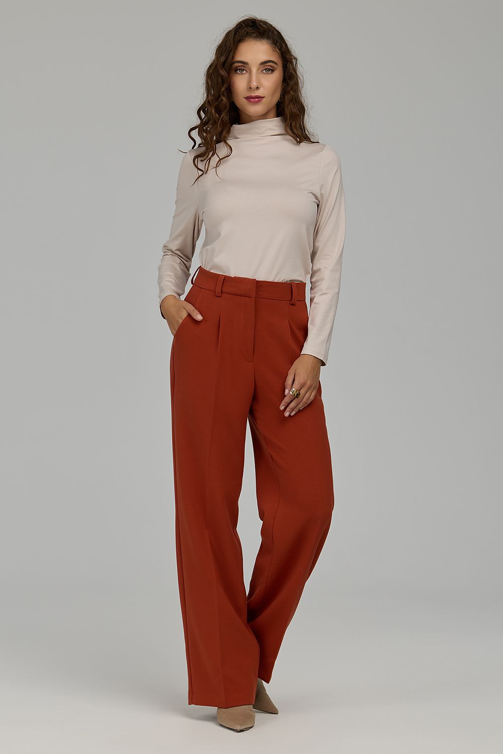 Women trousers model 231343 Nife