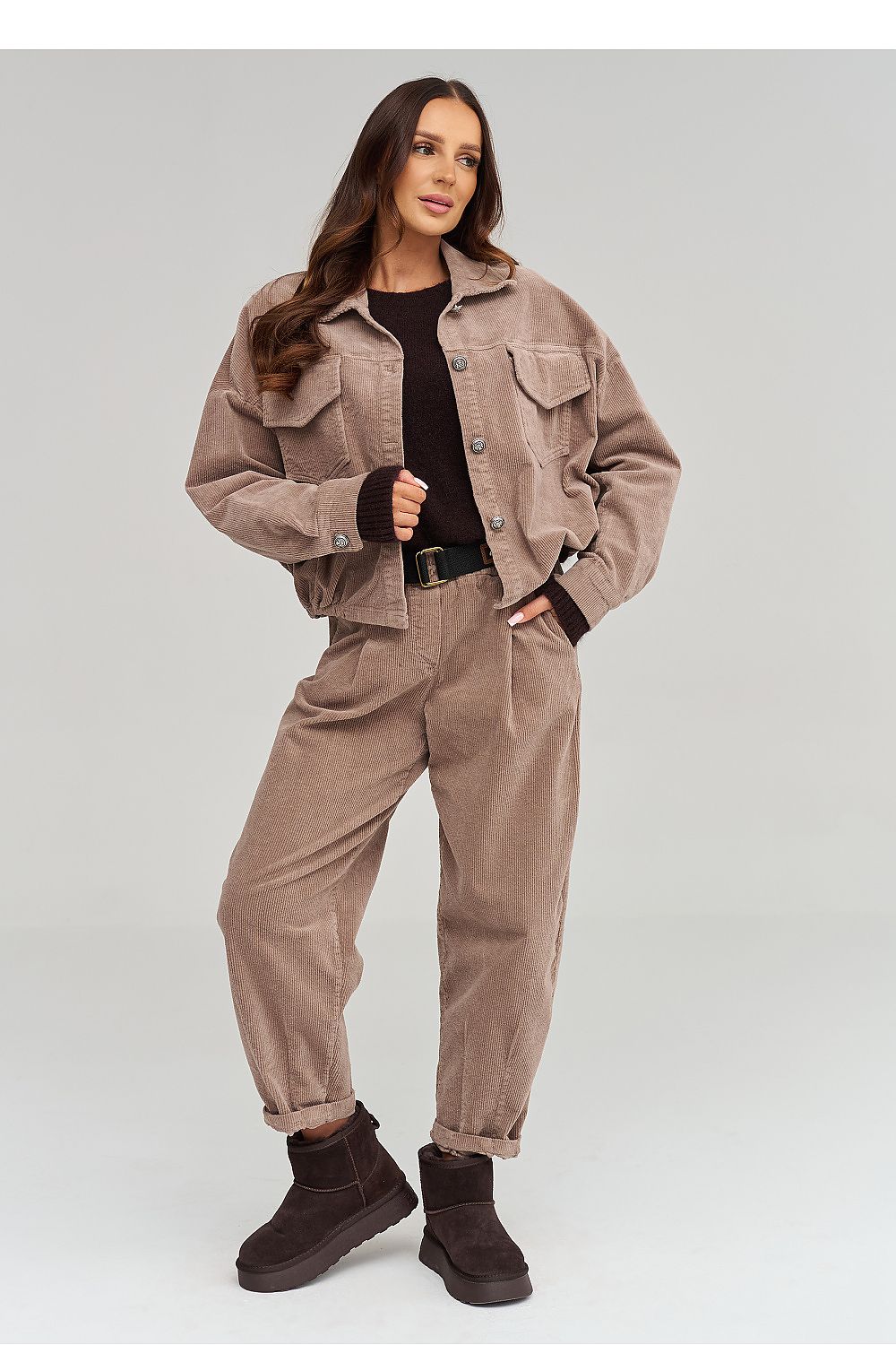 corduroy trousers model 232015 Makadamia