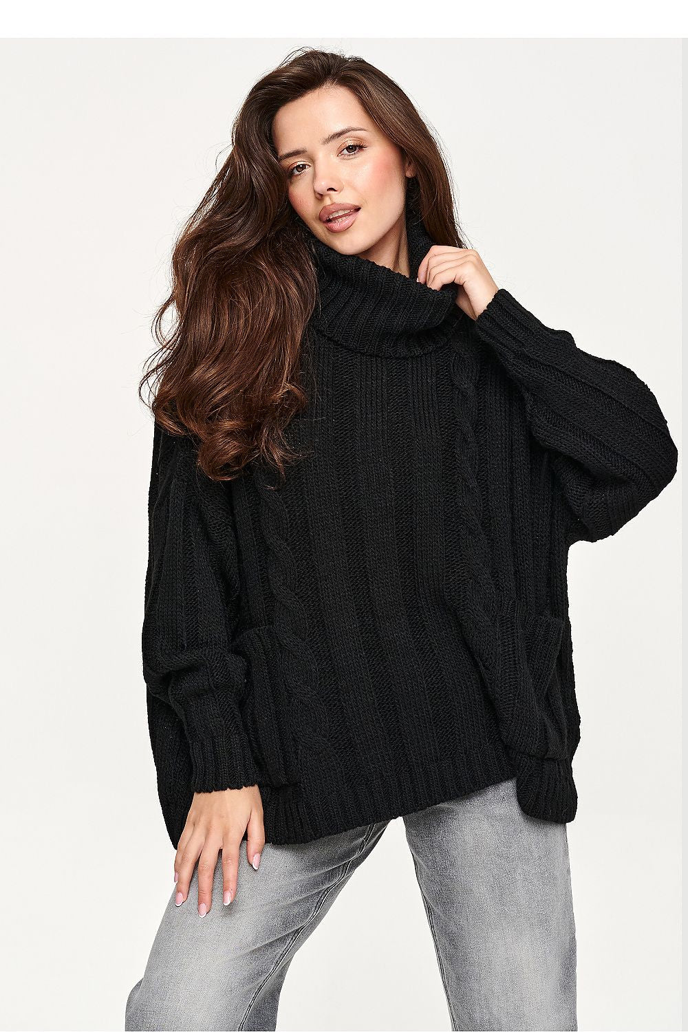 Turtleneck model 232051 Makadamia