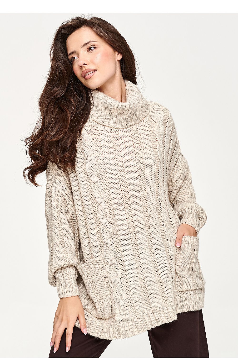 Turtleneck model 232052 Makadamia