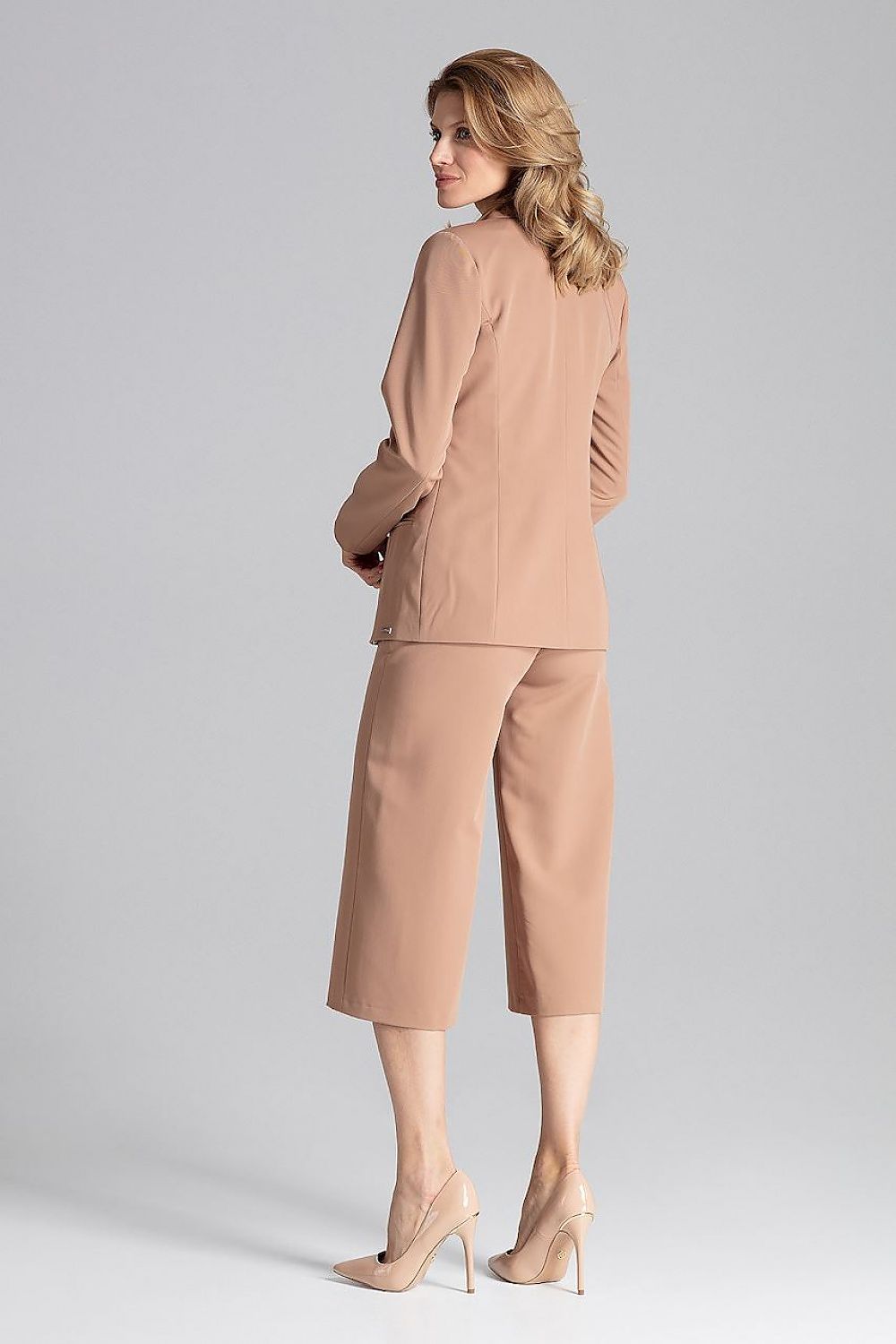 Chaqueta modelo 129808 Figl
