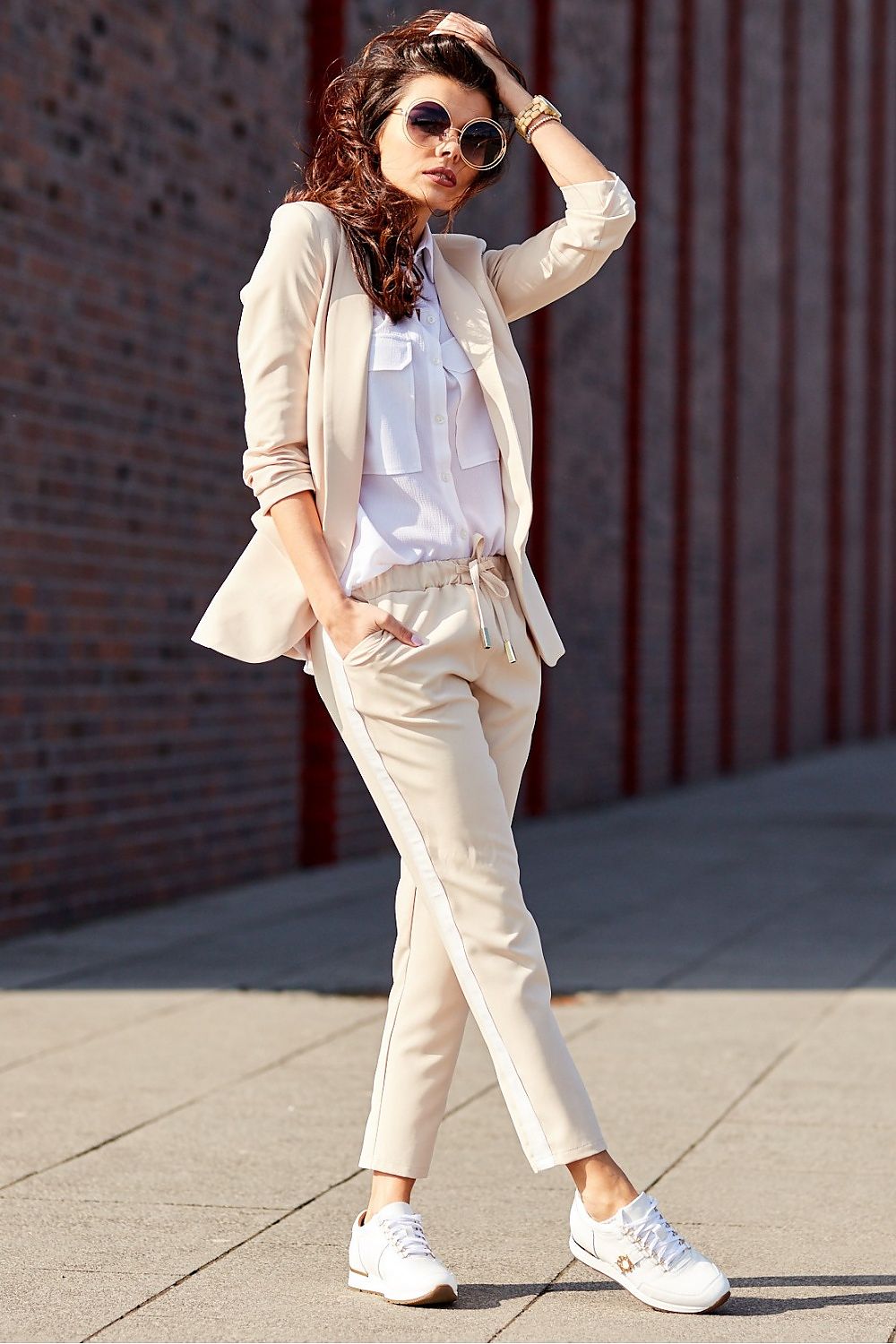 Women trousers model 140005 awama