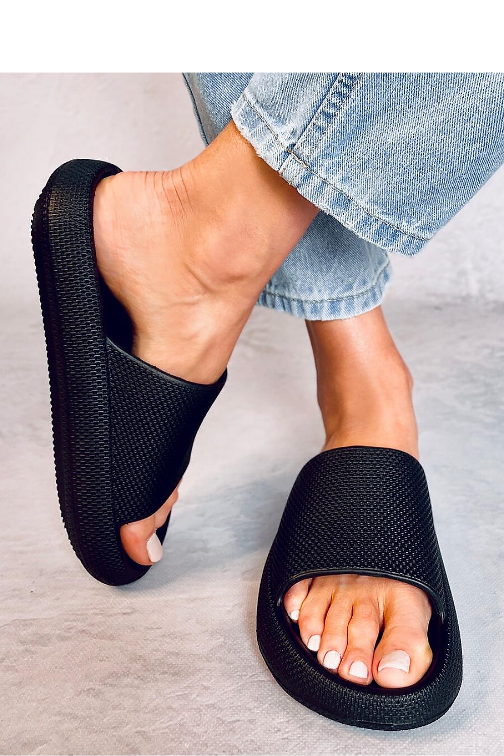 Flip-flops model 180433 Inello