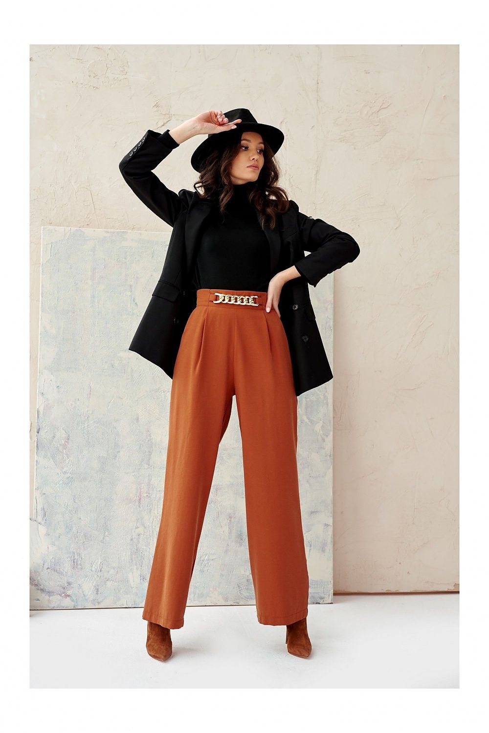 Women trousers model 182636 Roco Fashion