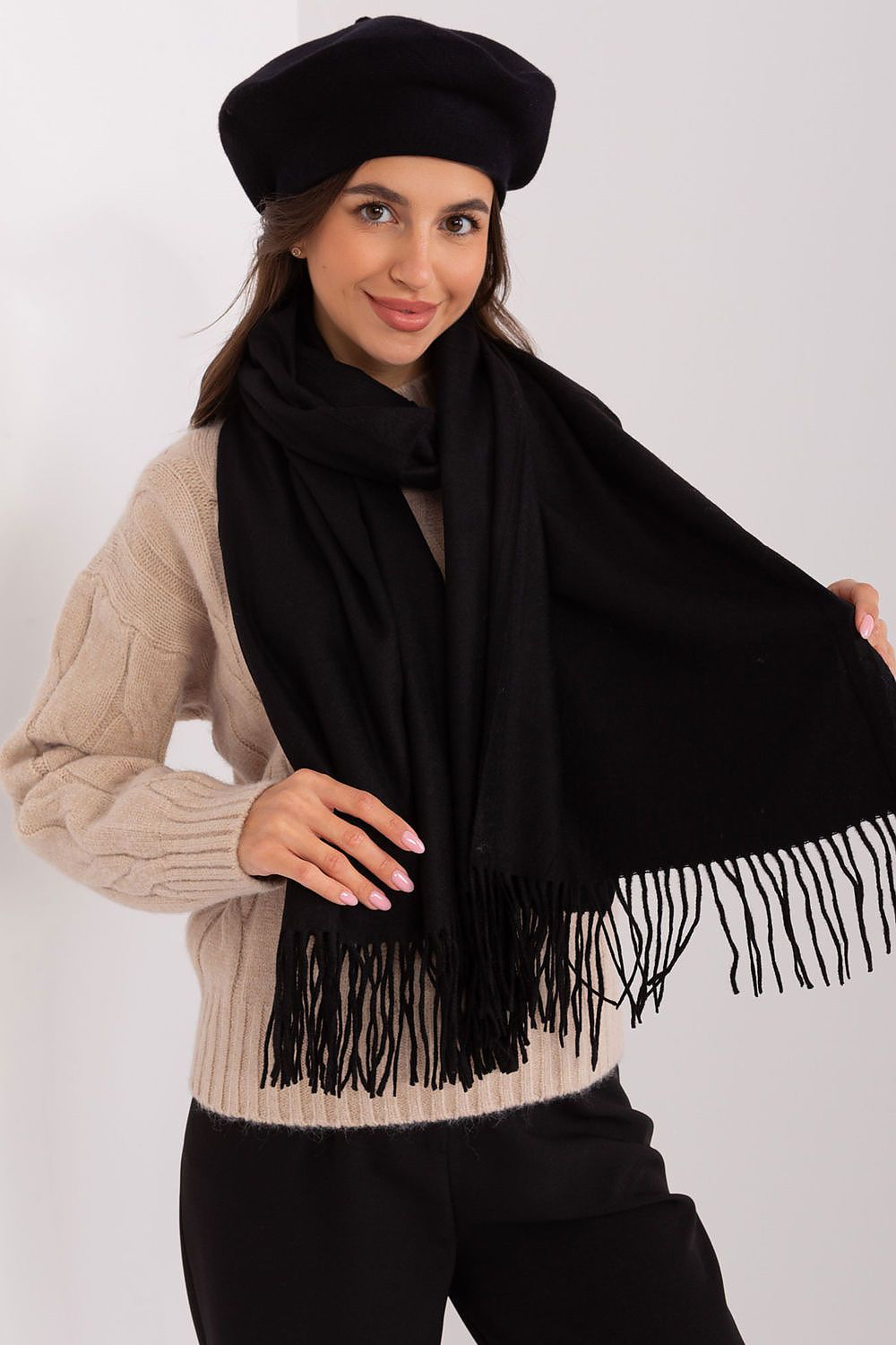 Shawl model 185891 AT