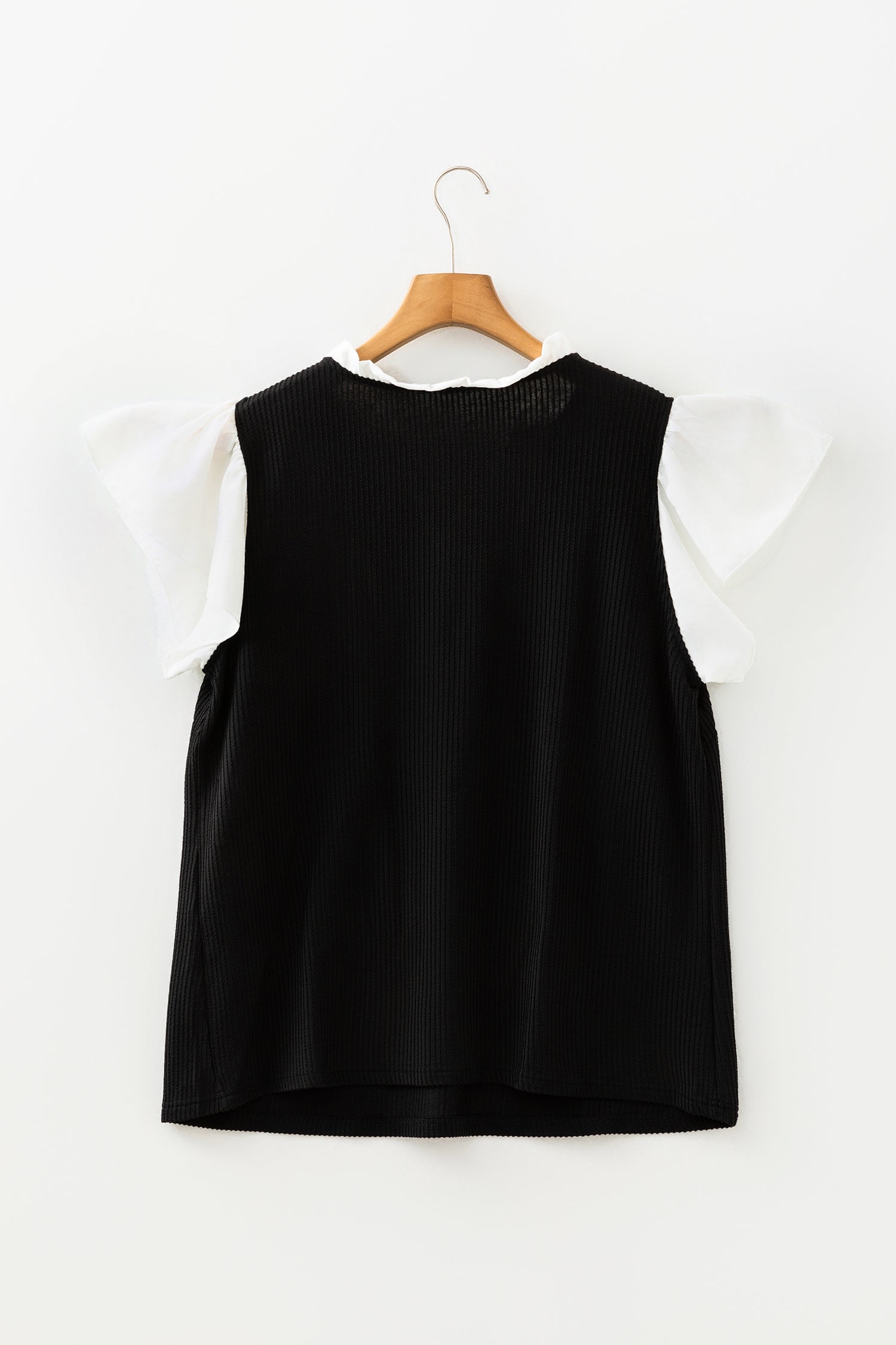 Black Plus Size Contrast Frilled Neckline Ruffled Short Sleeve Ribbed Textured Blouse