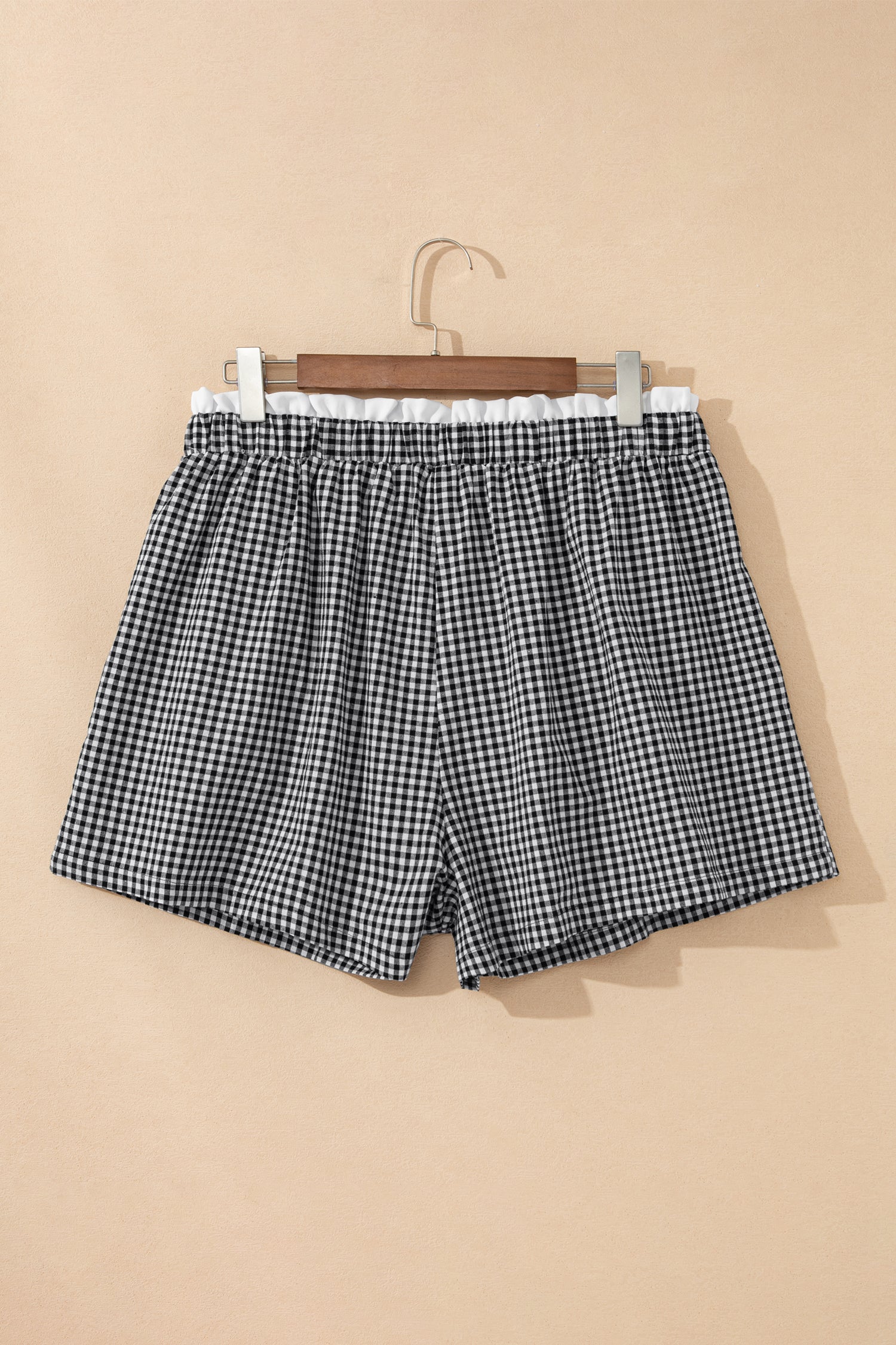 Black Contrast Trim Plaid Print Plus Size Shorts