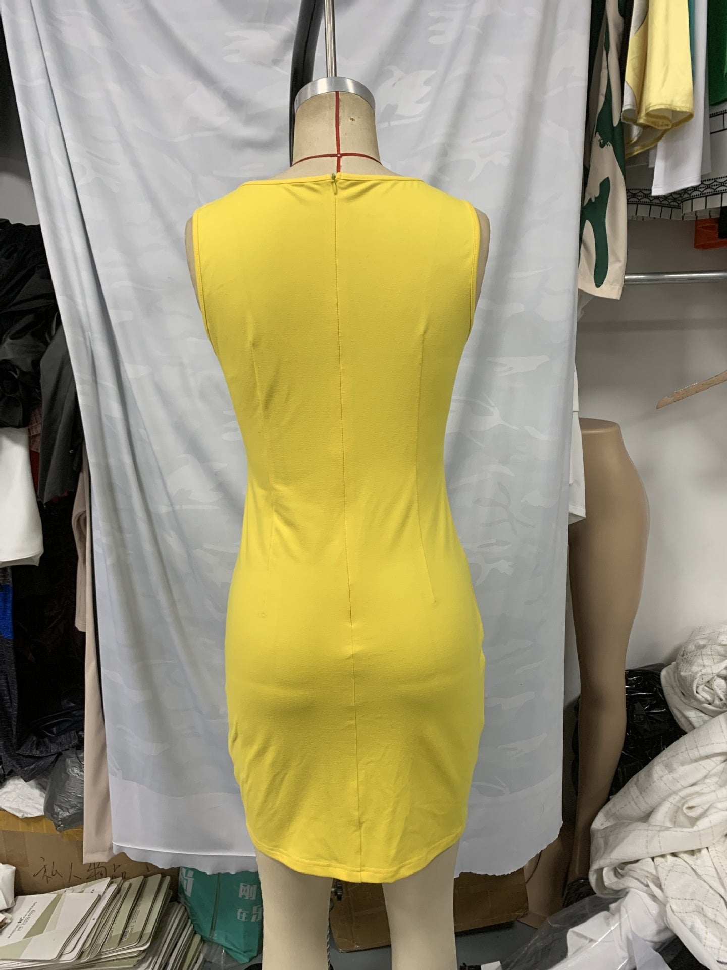 Fashionable And Minimalist Sleeveless Womens Dress