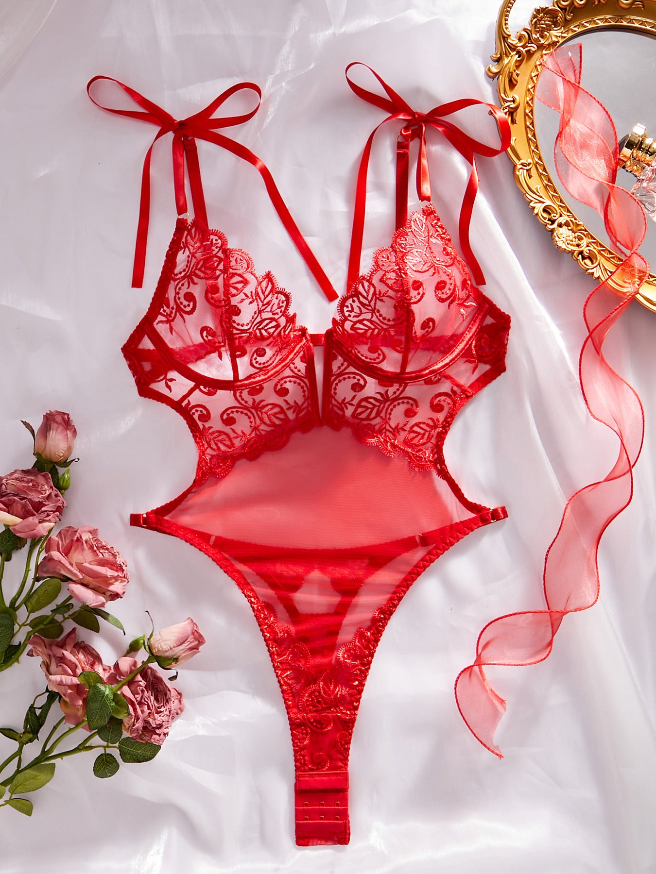 Lace Embroidery See-through Body-shaping Corsets With Steel Ring