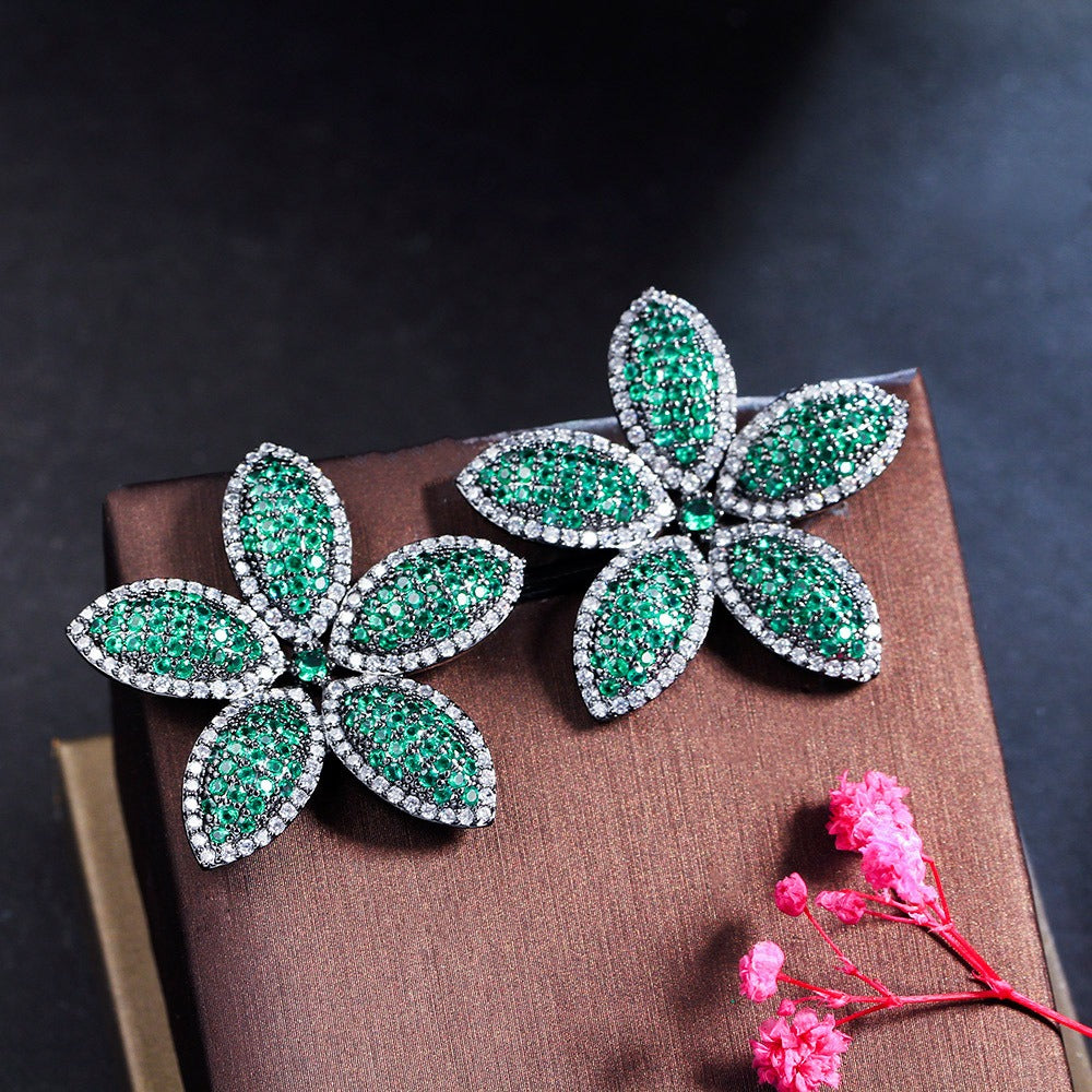 European and American fashion internet celebrity big leaf zircon ear jewelry wholesale