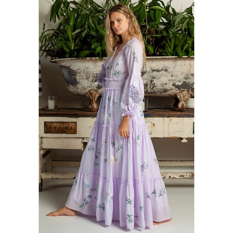 New flower embroidered hollow fringed V-neck long skirt