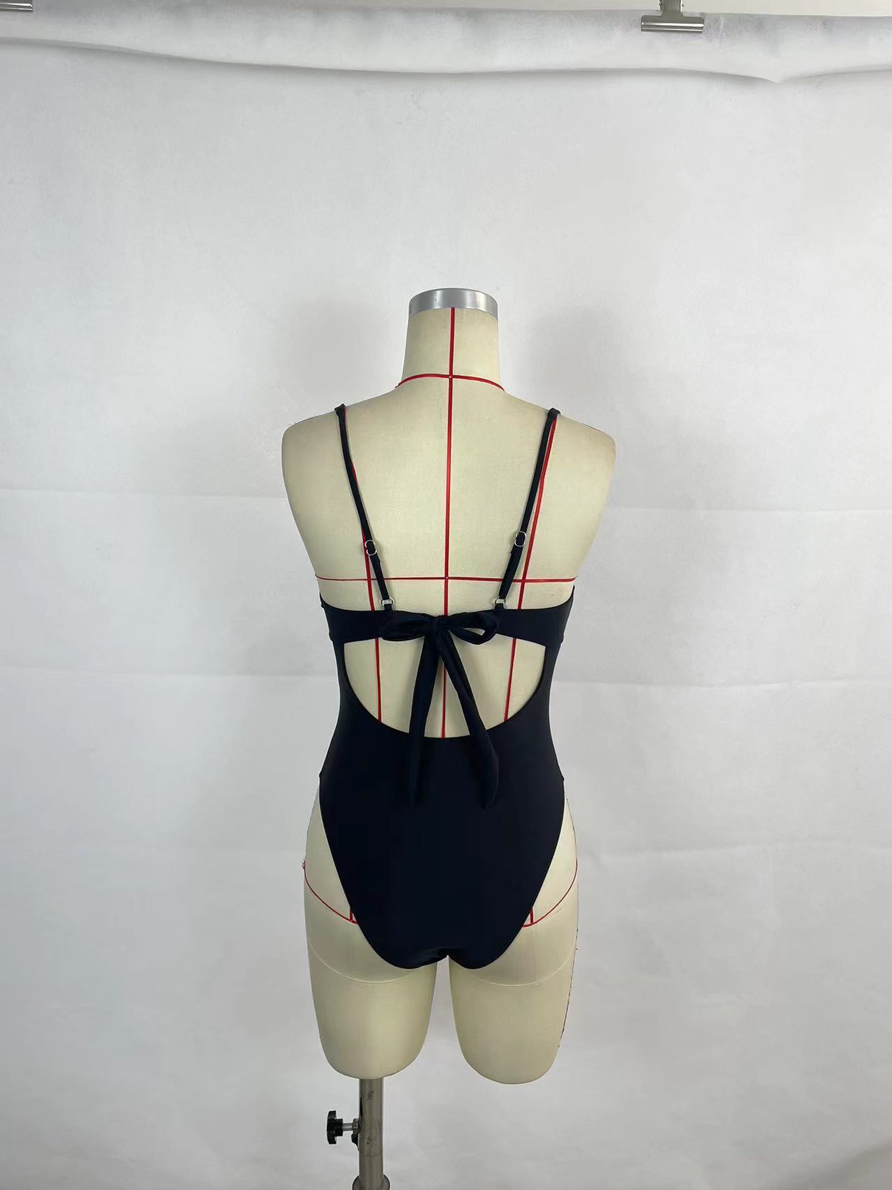 Women's Contrast Color One-piece Swimsuit Bikini