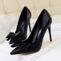 Sweet high heels, slim high heels, delicate and slim, shallow mouthed pointed bow sole shoes