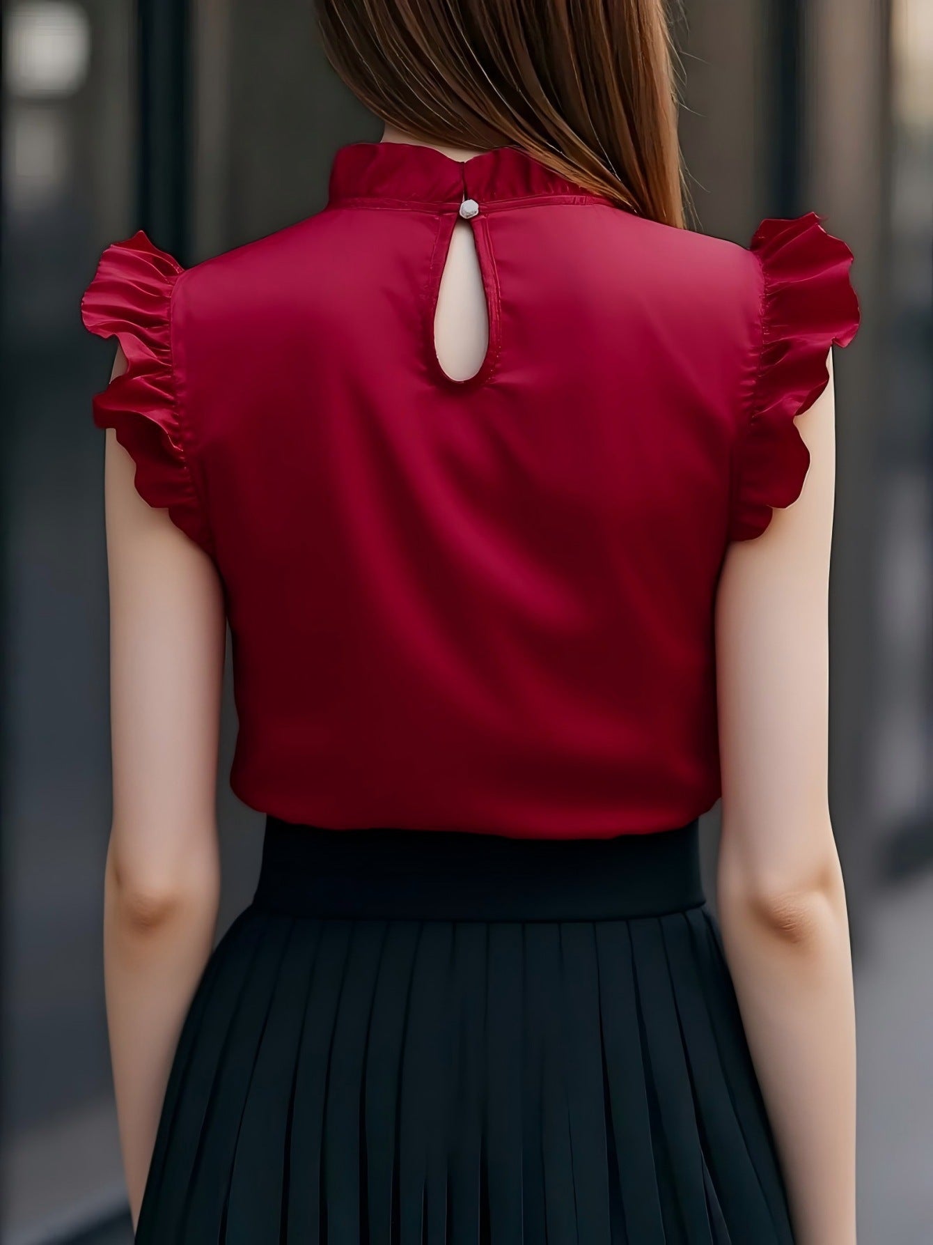 Stylish Sleeveless Top With Elegant Ruffled Sleevesversatile And Perfect For The Office