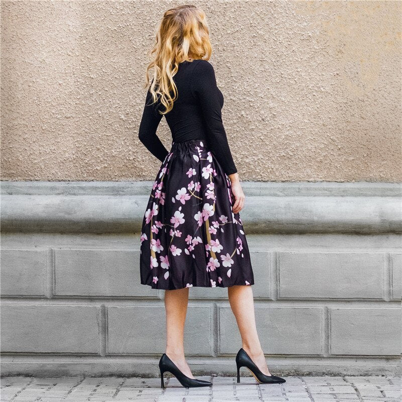 Mid-length umbrella skirt with satin print skirt