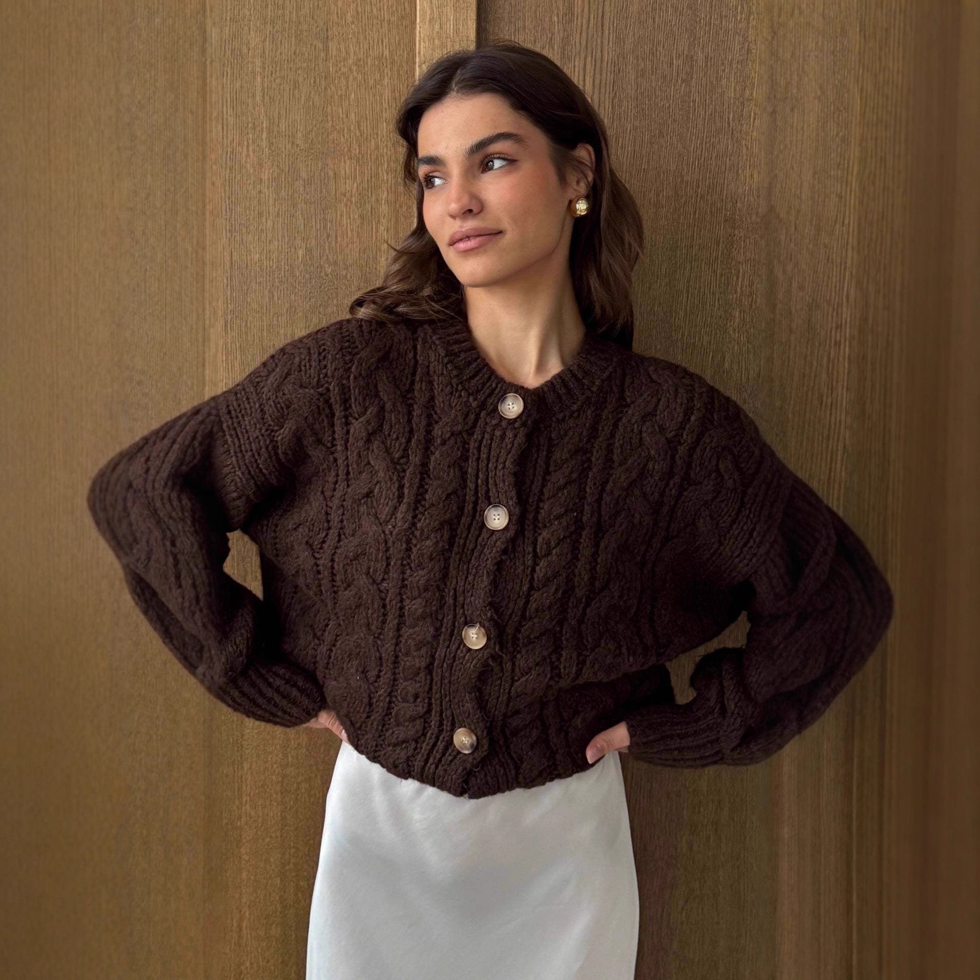 Twist Fashion Round Neck Retro Long Sleeve Sweater For Women