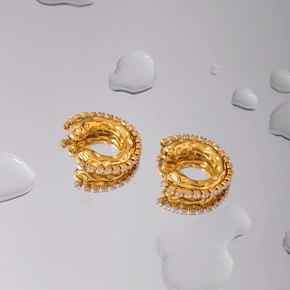 Ladies' hollowed out hammer pattern inlaid rhinestone ear clip retro pattern female earrings