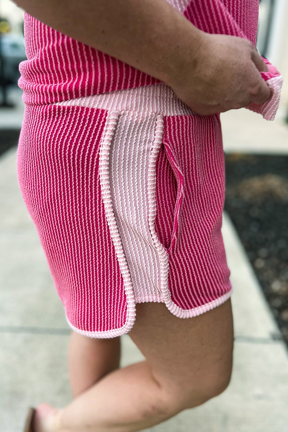 Rose Red 3D Spiral Ribbed Texture 2 Tones Patchwork Short Set