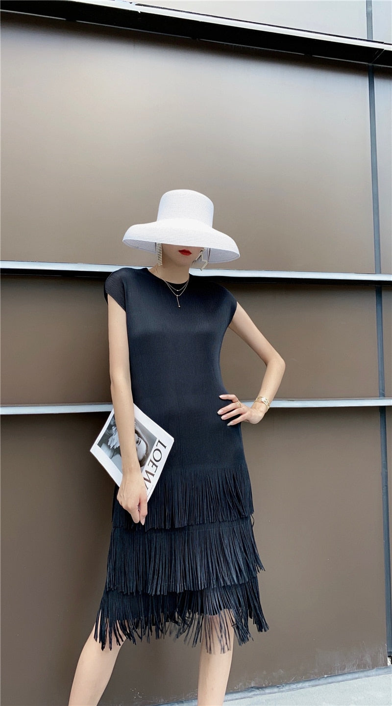 Pleated Tassel Sleeveless Knee-length Dress Women Round Collar Solid Color Straight Female New Clothing Summer