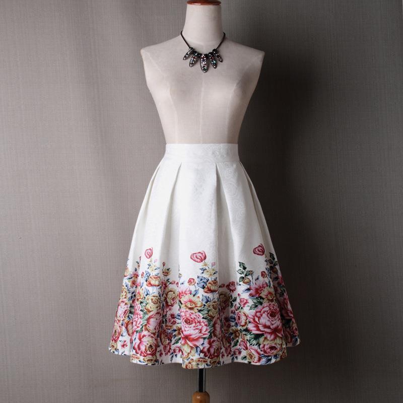 Medium length A-line puffy half pleated skirt