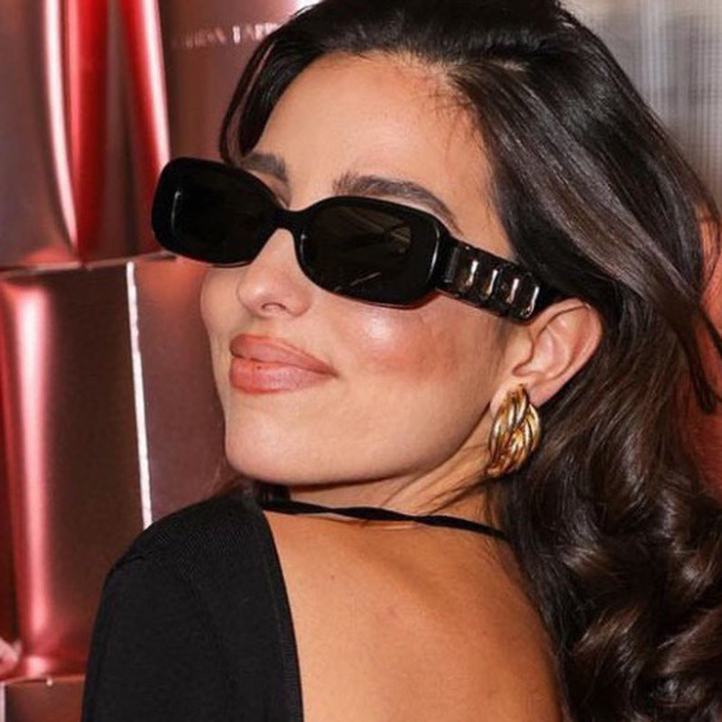 Small frame square sunglasses, new fashionable and high-end sunglasses, street photography and fashion shows, women's personalized sunglasses