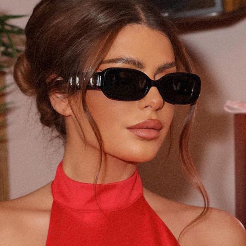 Small frame square sunglasses, new fashionable and high-end sunglasses, street photography and fashion shows, women's personalized sunglasses