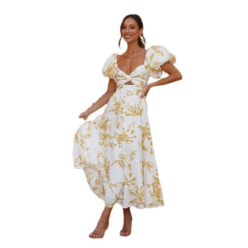 Elegant Figure-flattering High-end Dress With A Flared Silhouette Floral Print And Puffed Sleeves