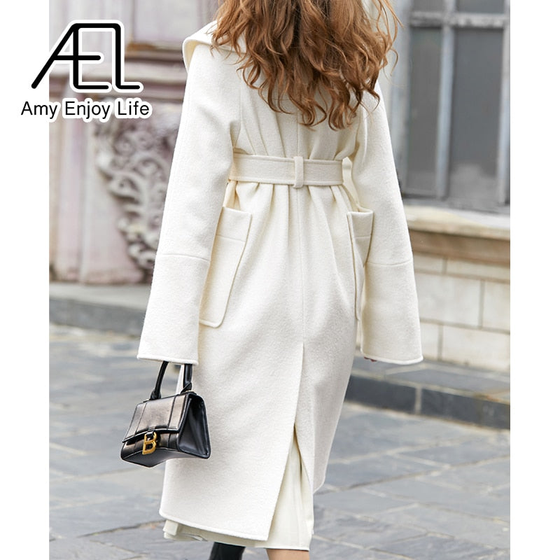 Retro Large Lapel White Tweed Jacket Female Winter New Waist Lacing Tweed Coat