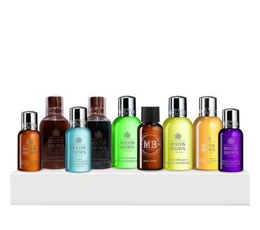 Iconic Collection – Signature Scents Discovery Set Molton Brown: Black Pepper, Shower Gel, 30 ml + Black Peppercorn, Shower Gel, 50 ml + Blissful Templetree, Nourishing, Shower Gel, 50 ml + Coastal Cypress & Sea Fennel, Shower Gel, 30 ml + Eucalyptus, ...
