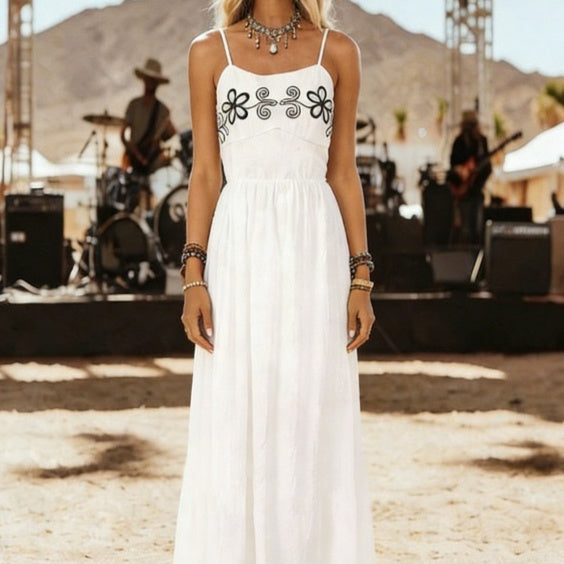 Women's Strapless Embroidered Vacation Dress