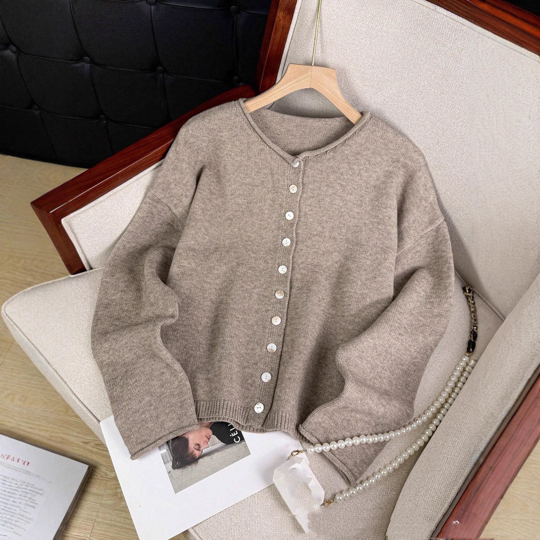 Women's Long Sleeve Solid Color Knitted Cardigan