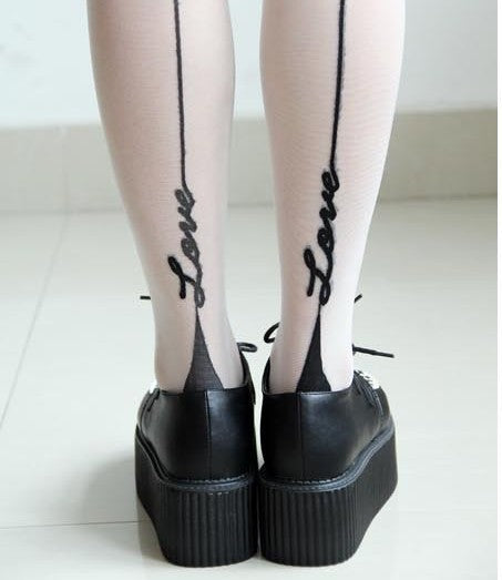 English LOVE Back Vertical Line Silk Stockings