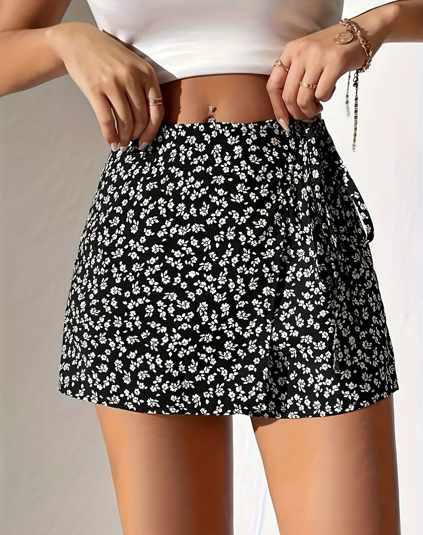 Floral Lace-Up High-Waist Casual All-Match Shorts Casual Fashion Womens Wear