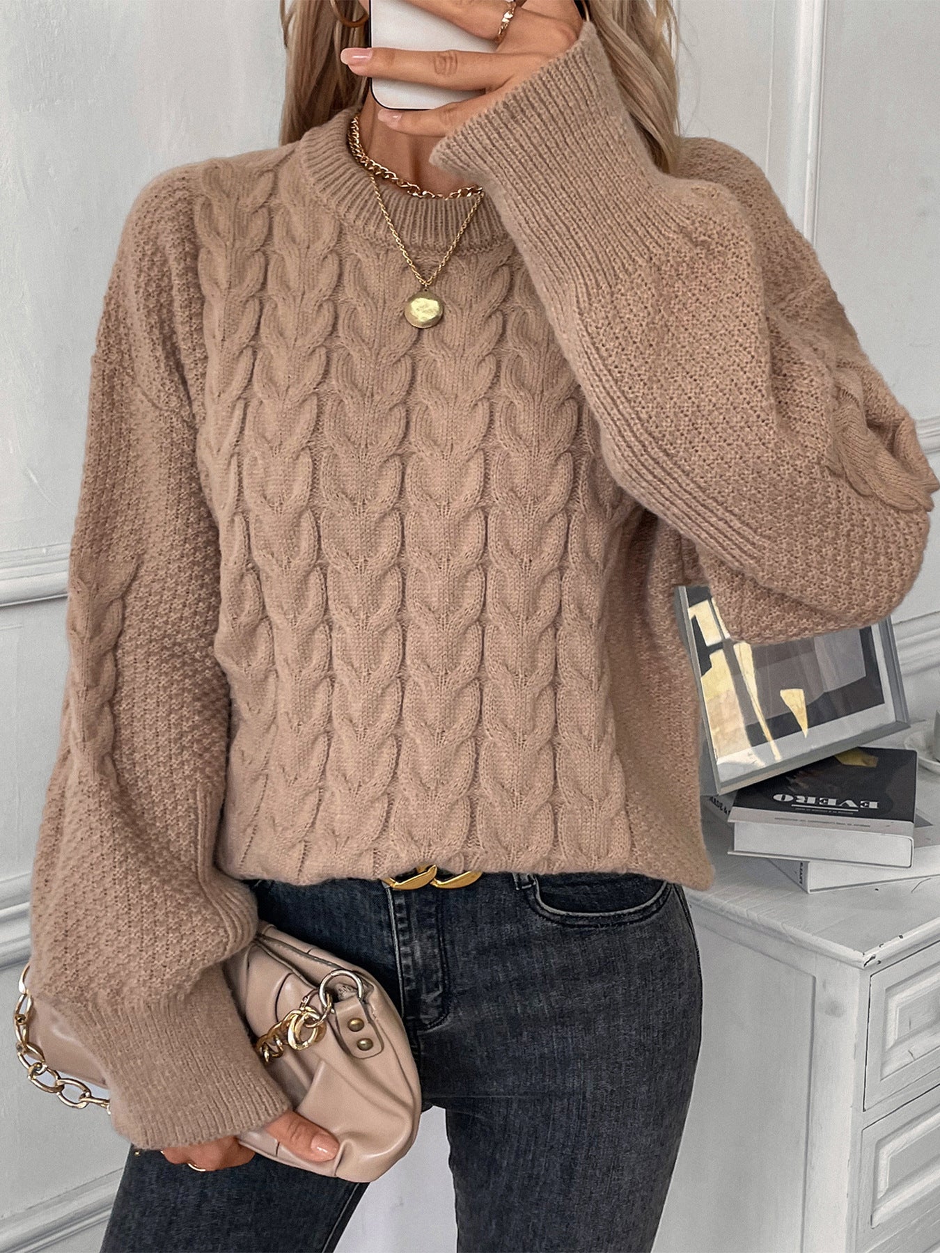 Women's Round Neck Solid Color Twist Casual Loose Sweater