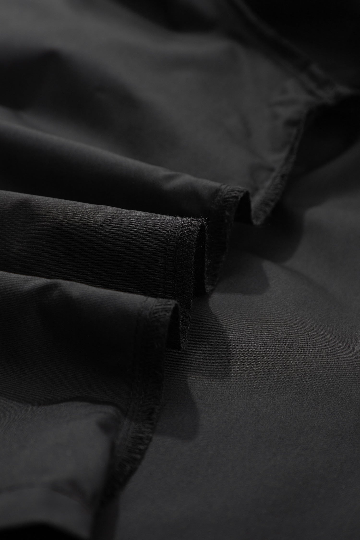 Black Plus Size Split Neck Leopard Trim Flounced Long Sleeve Blouse