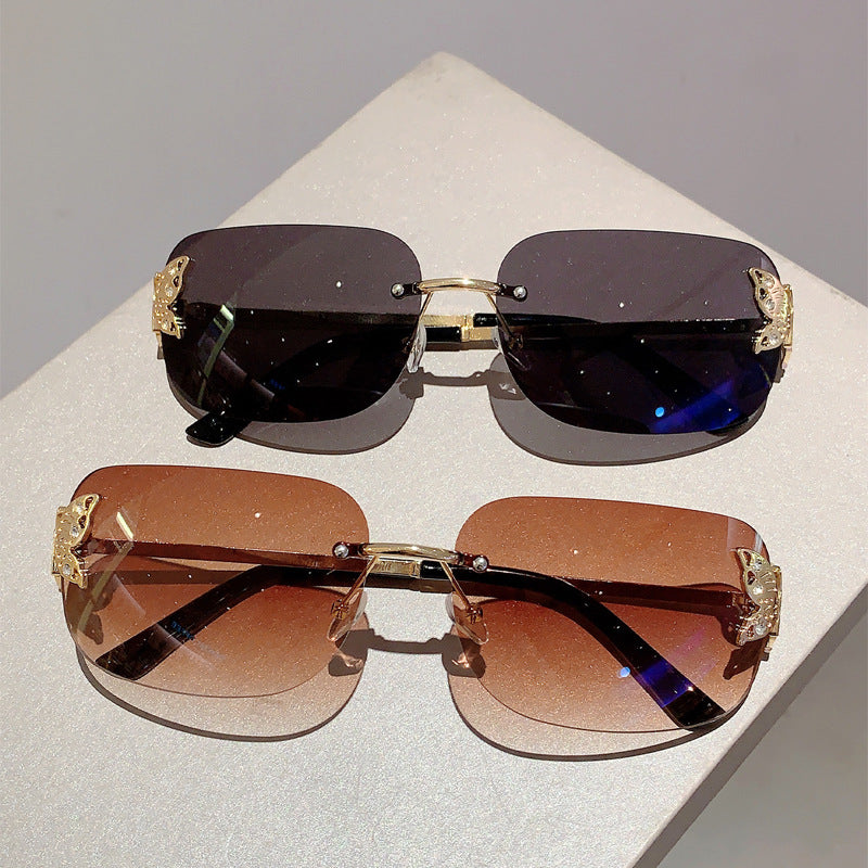 Frameless rectangular butterfly retro women's internet famous street photography diamond studded sunglasses